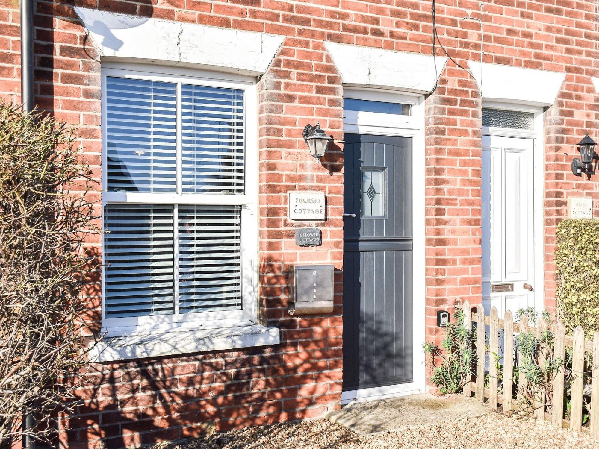 Fuchsia Cottage Sea Palling Exterior foto